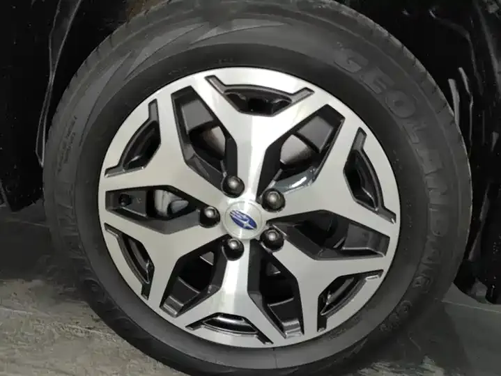 Forester 2021 2.0i Deluxe Edition EyeSight 6