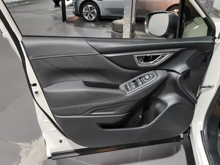 Forester 2021 2.0i Deluxe Edition EyeSight 7