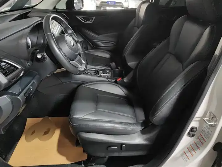 Forester 2021 2.0i Deluxe Edition EyeSight 9