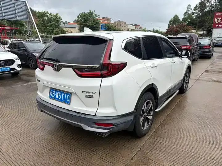 Honda CR-V 2021 240TURBO CVT Two-Drive Urban Edition 9