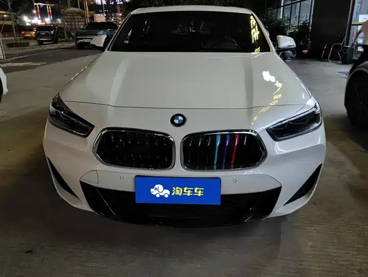 BMW X2 2021 sDrive25i leading M sports suit 2