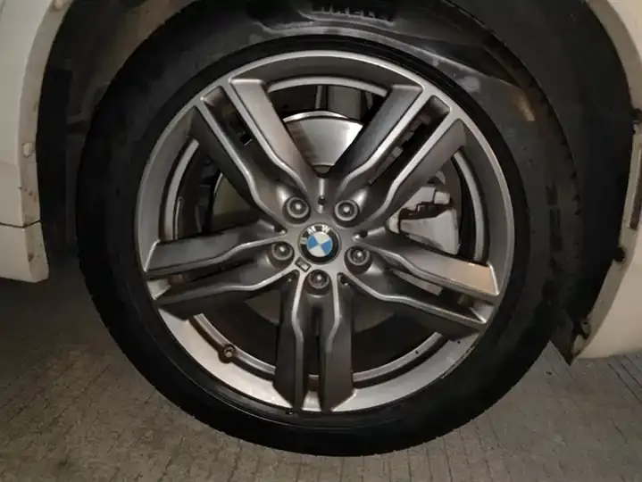 BMW X2 2021 sDrive25i leading M sports suit 6