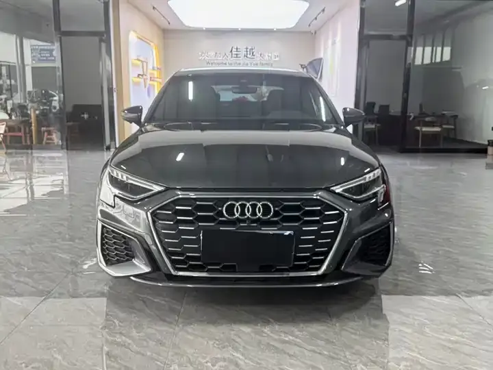 Audi A3 2021 Sportback 35 TFSI Aggressive Sport 2