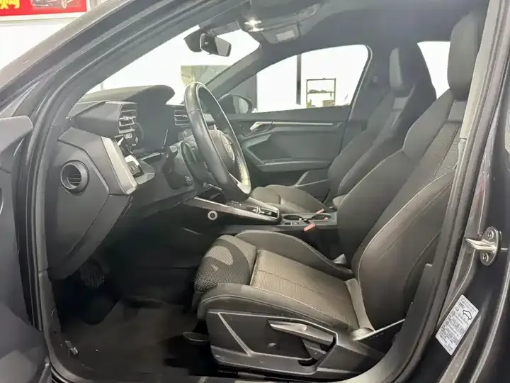 Audi A3 2021 Sportback 35 TFSI Aggressive Sport 6