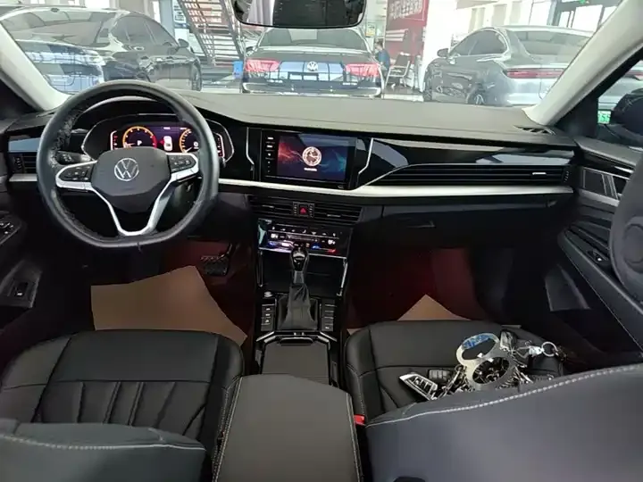 Passat 2026 outstanding 330TSI Star Elite Edition 10