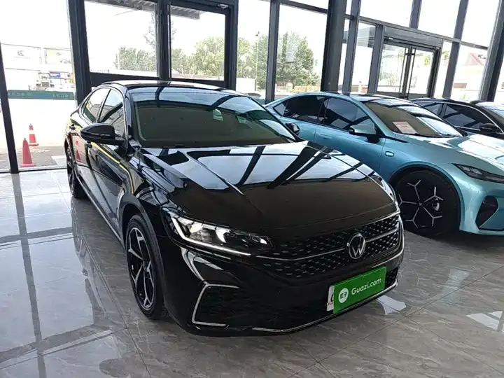 Passat 2026 outstanding 330TSI Star Elite Edition 4