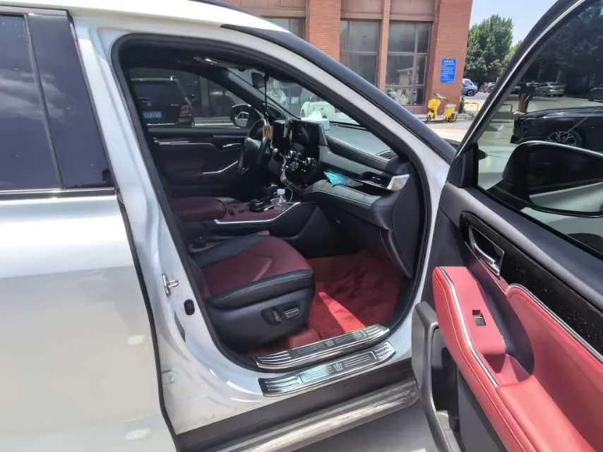 Toyota 2023 Crown Land Release 2.5 Stepless Four-wheel Drive Flagship Automatic Gear 5