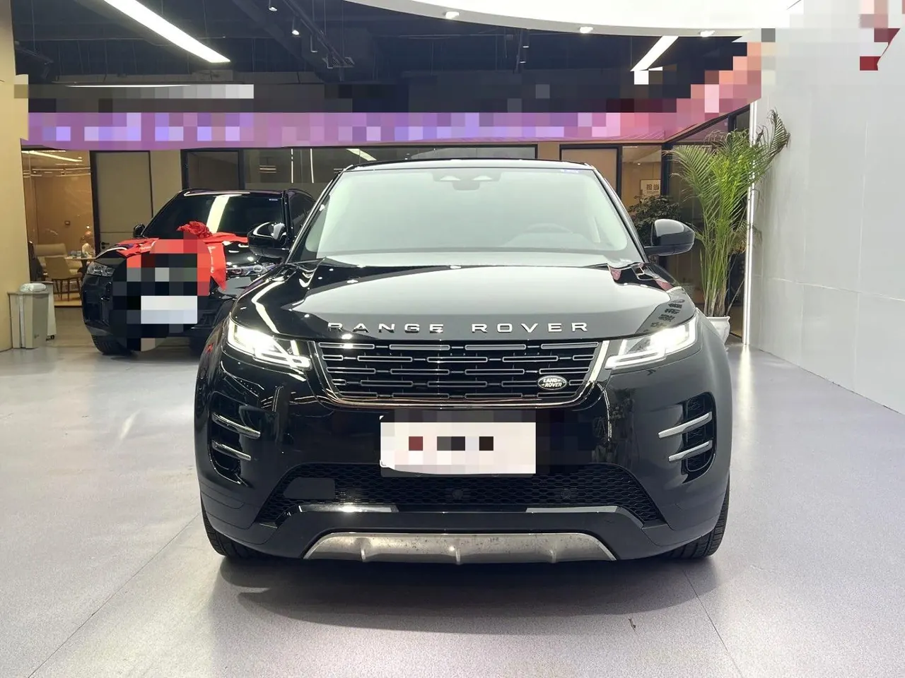 Land Rover 2024 evoque L 48V 2.0T 249PS automatic gear 2