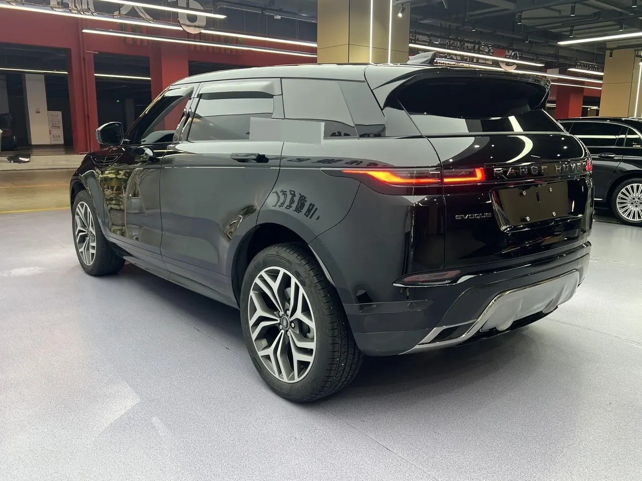 Land Rover 2024 evoque L 48V 2.0T 249PS automatic gear 5