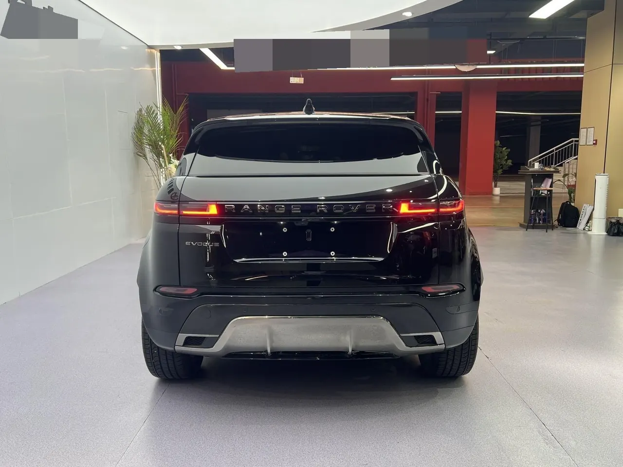 Land Rover 2024 evoque L 48V 2.0T 249PS automatic gear 6