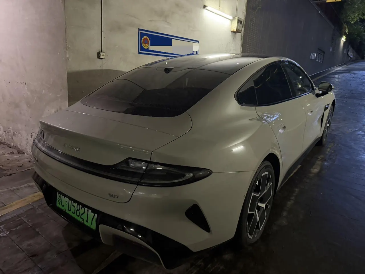 MI 2024 SU 7 830km Rear Drive Ultra Long Endurance High-end Smart Drive Pro Edition Automatic Gear 3