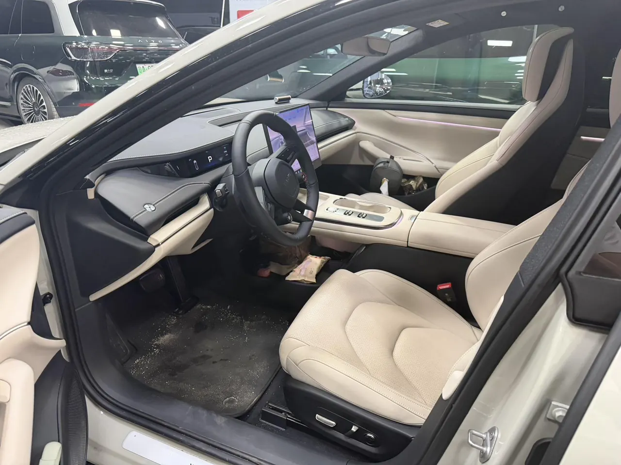 MI 2024 SU 7 830km Rear Drive Ultra Long Endurance High-end Smart Drive Pro Edition Automatic Gear 4