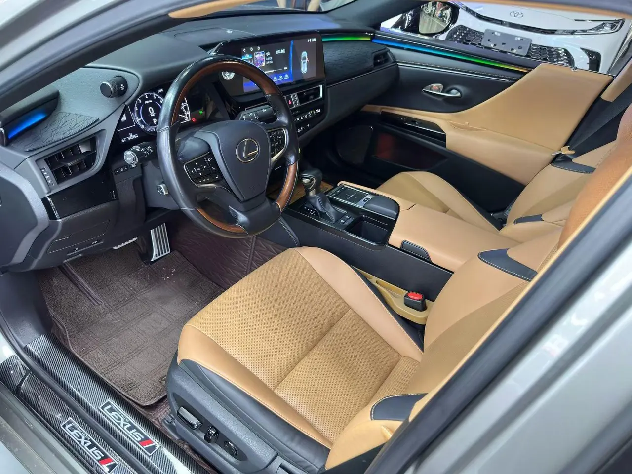 Lexus ES (Imported) 2020 ES200 2.0 Stepless Deluxe Edition Automatic Gear 3