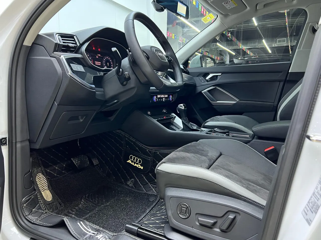 Audi 2022 Q3 1.4TFSI 35TFSI Fashion Dynamic Automatic 3