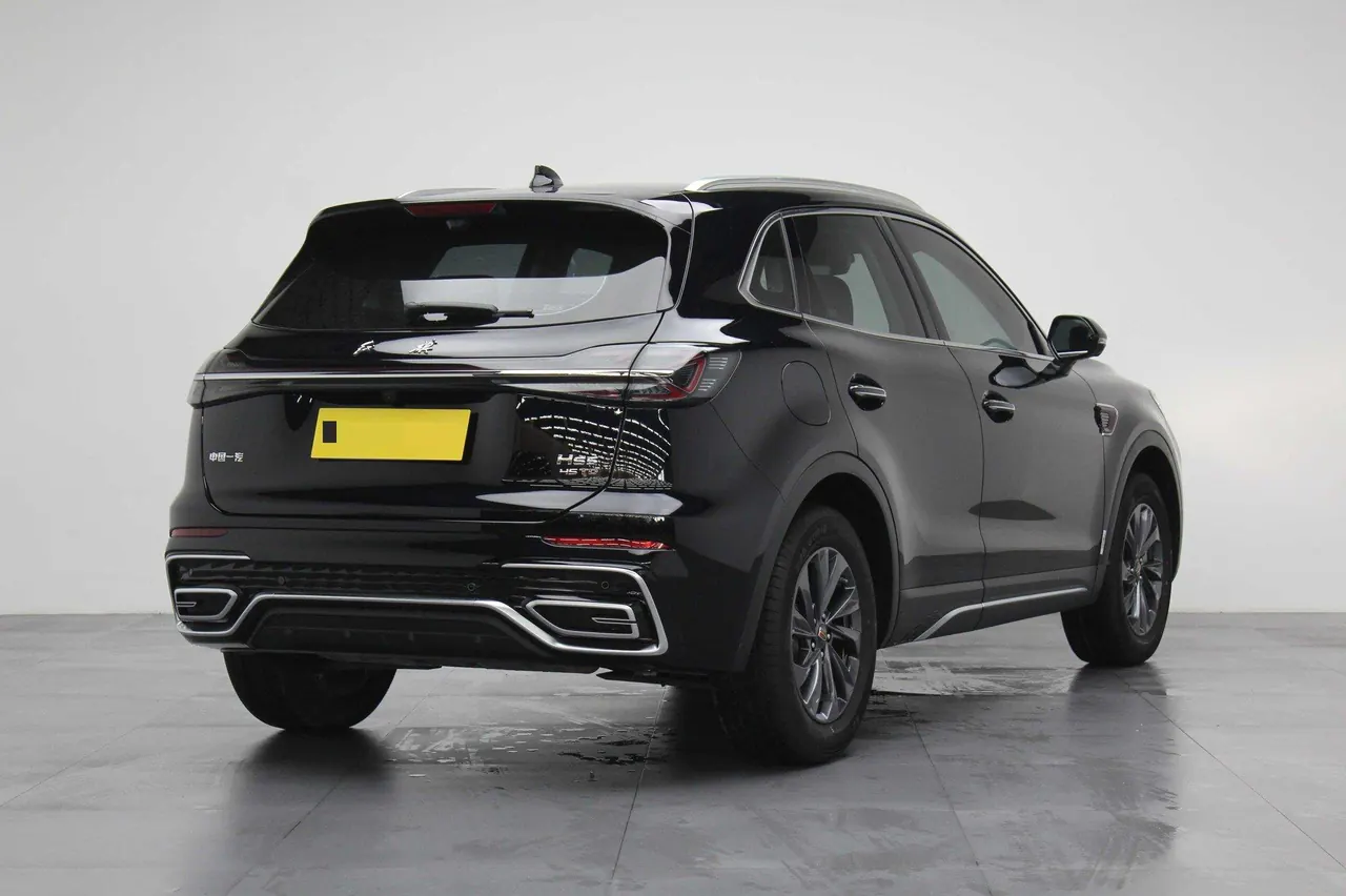HongQi 2025 HS5 2.0T Two-Drive Flag Enjoy Pro Edition Automatic Gear 12