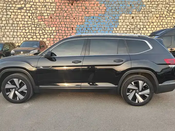 Touron 2024 530 V6 4WD Respect Deluxe Edition 5