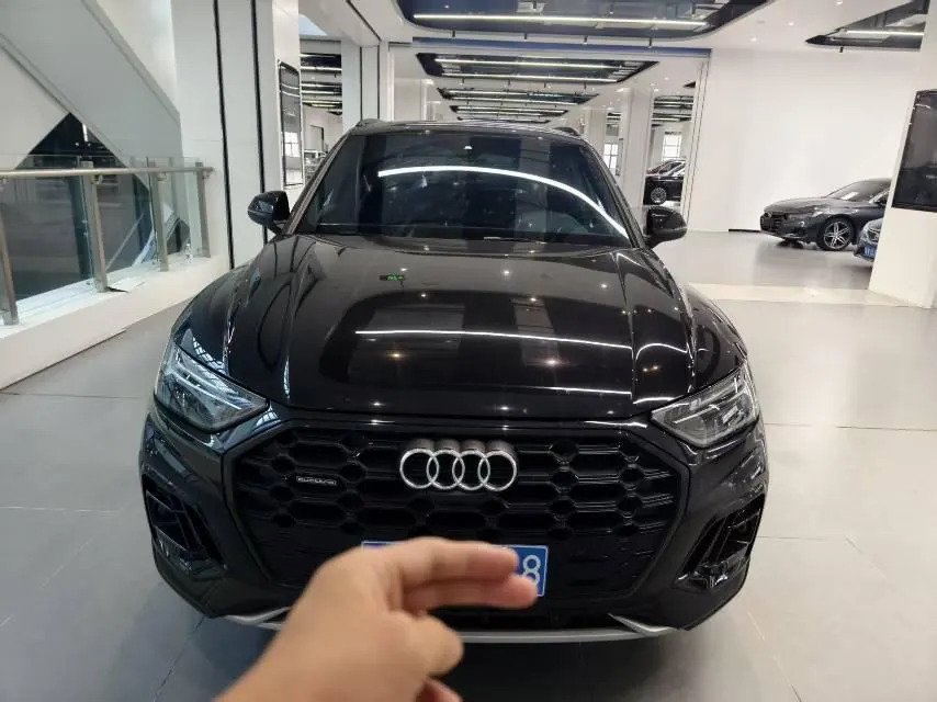 Audi 2026 Q5L 2.0TFSI 45TFSI 45th Anniversary Collection Edition Quattro Deluxe Dynamic Automatic 2