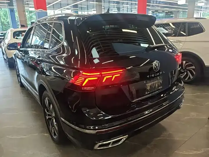 Tiguan L 2024 330TSI Automatic Two-Drive R-Line Enjoy Edition 5
