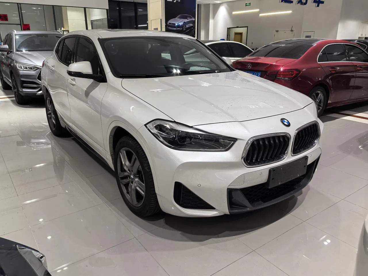 BMW 2022 X2 sDrive25i 2.0T M sports suit automatic gear 2