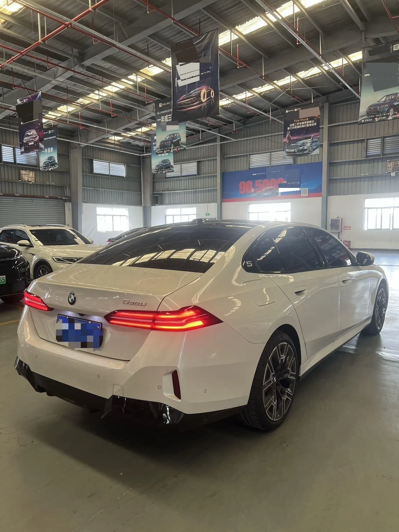 BMW 5 Series 2026 530Li 48V 2.0T Premium Luxury Suit Automatic Gear 5