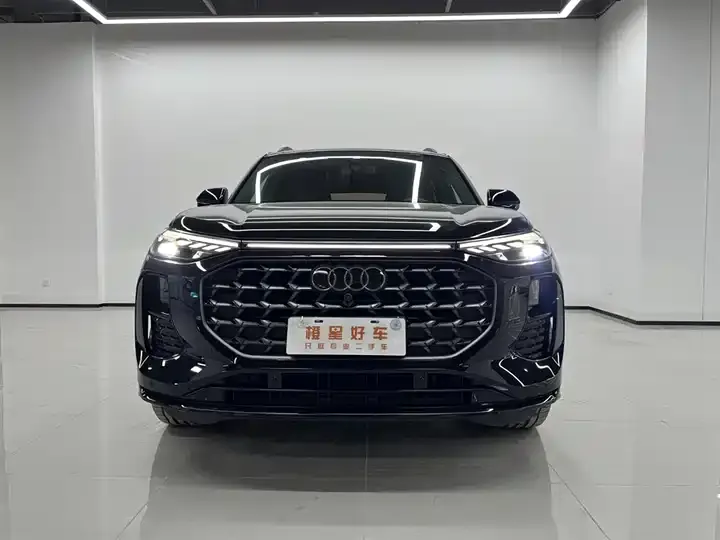 Audi Q6 2024 45 TFSI quattro Black Samurai Edition 6 3