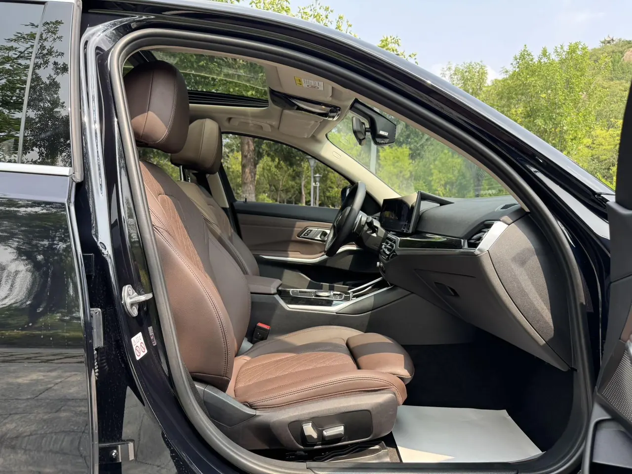 BMW 3 Series 2023 320Li 2.0T M Sports Suit Automatic Gear 18