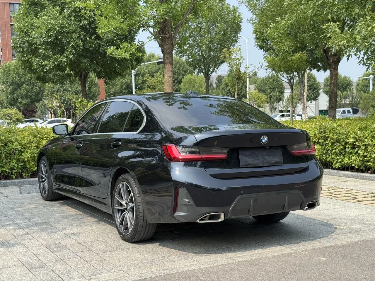 BMW 3 Series 2023 320Li 2.0T M Sports Suit Automatic Gear 5