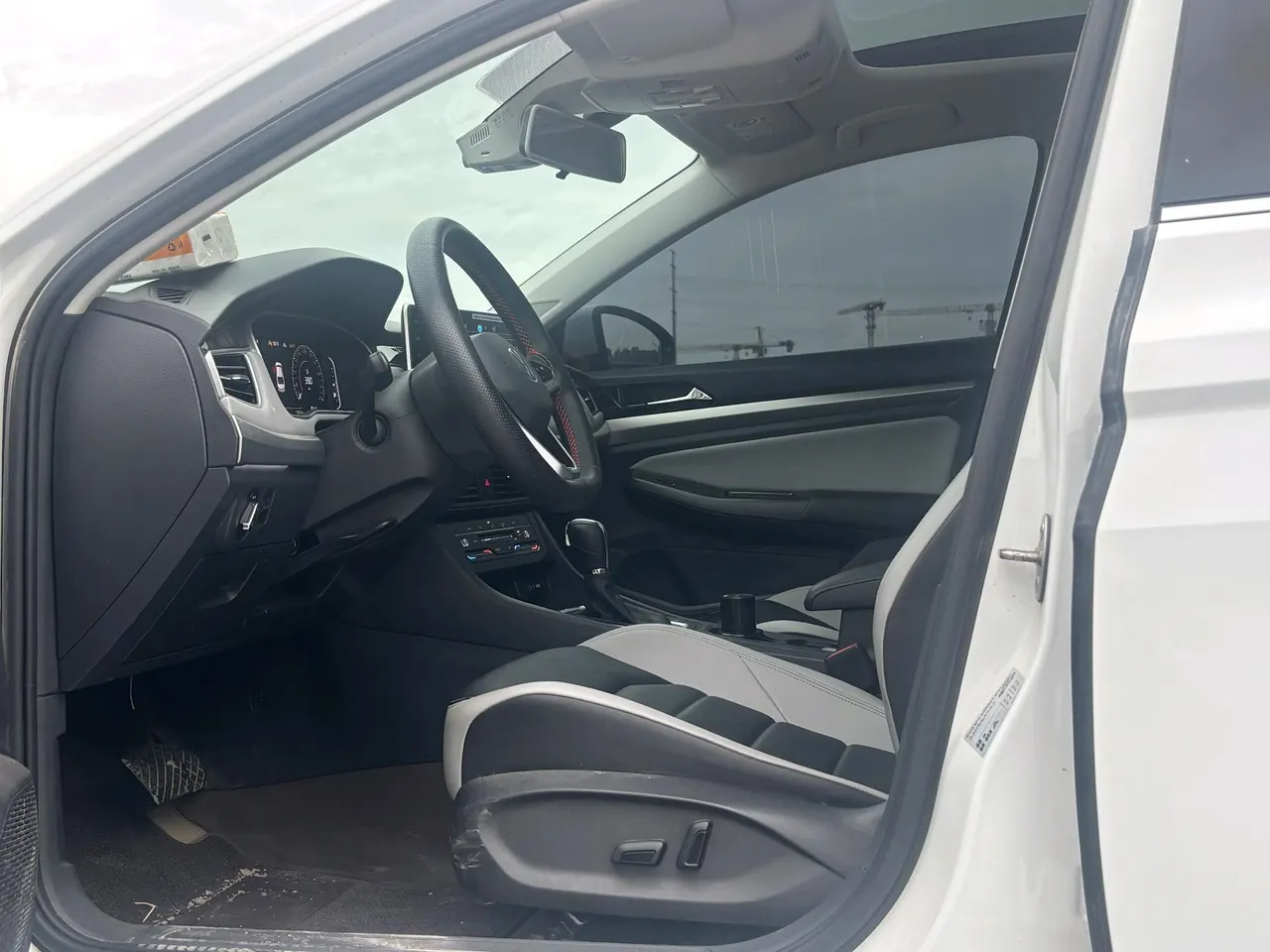 Volkswagen 2025 Bora 1.5TSI 300TSI Zunxing Edition Automatic Gear 8