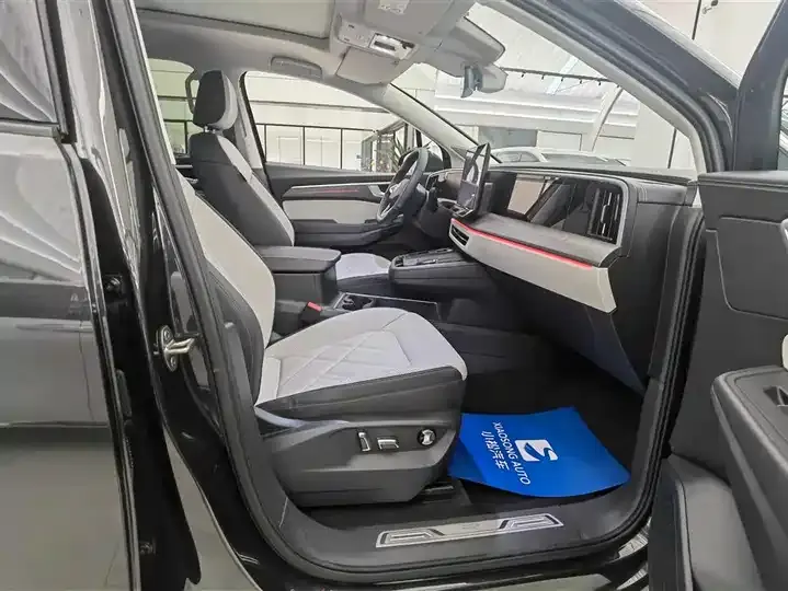 The 2026 450TSI four-wheel drive flagship 6 seats 12
