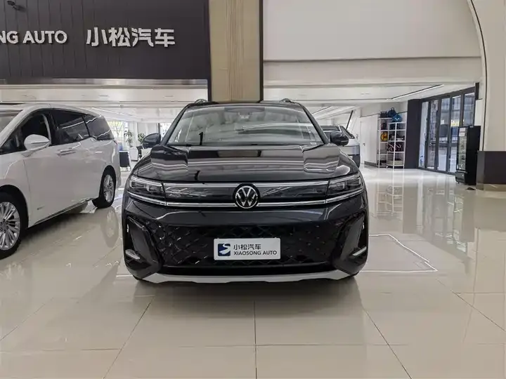 The 2026 450TSI four-wheel drive flagship 6 seats 2