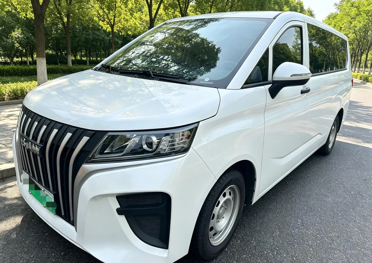Open image lightbox: BAIC Ace M7 2026 Ace E-M 7 365KM Pioneer Edition 7-seat Automatic Gear