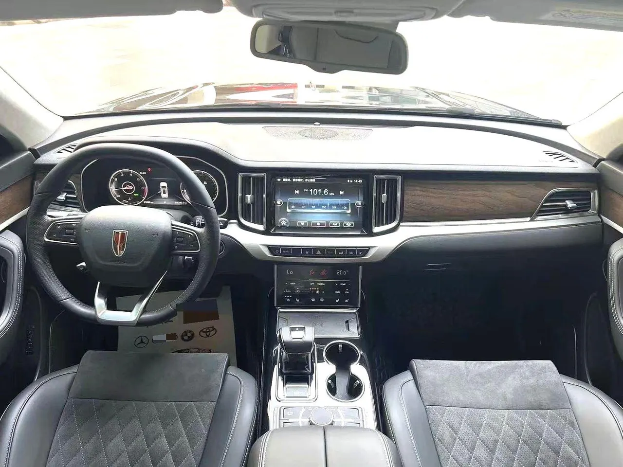 HongQi 2022 HS7 48V 2.0T Two-Drive Smart Flag Chang Edition 5-seat Automatic Gear 6