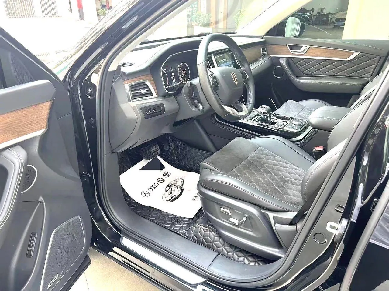 HongQi 2022 HS7 48V 2.0T Two-Drive Smart Flag Chang Edition 5-seat Automatic Gear 9