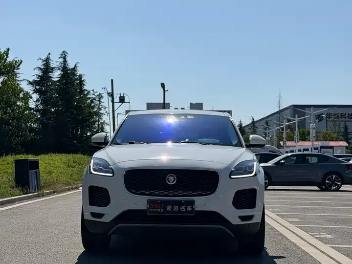 Jaguar E-PACE 2018 P200 S country VI 2