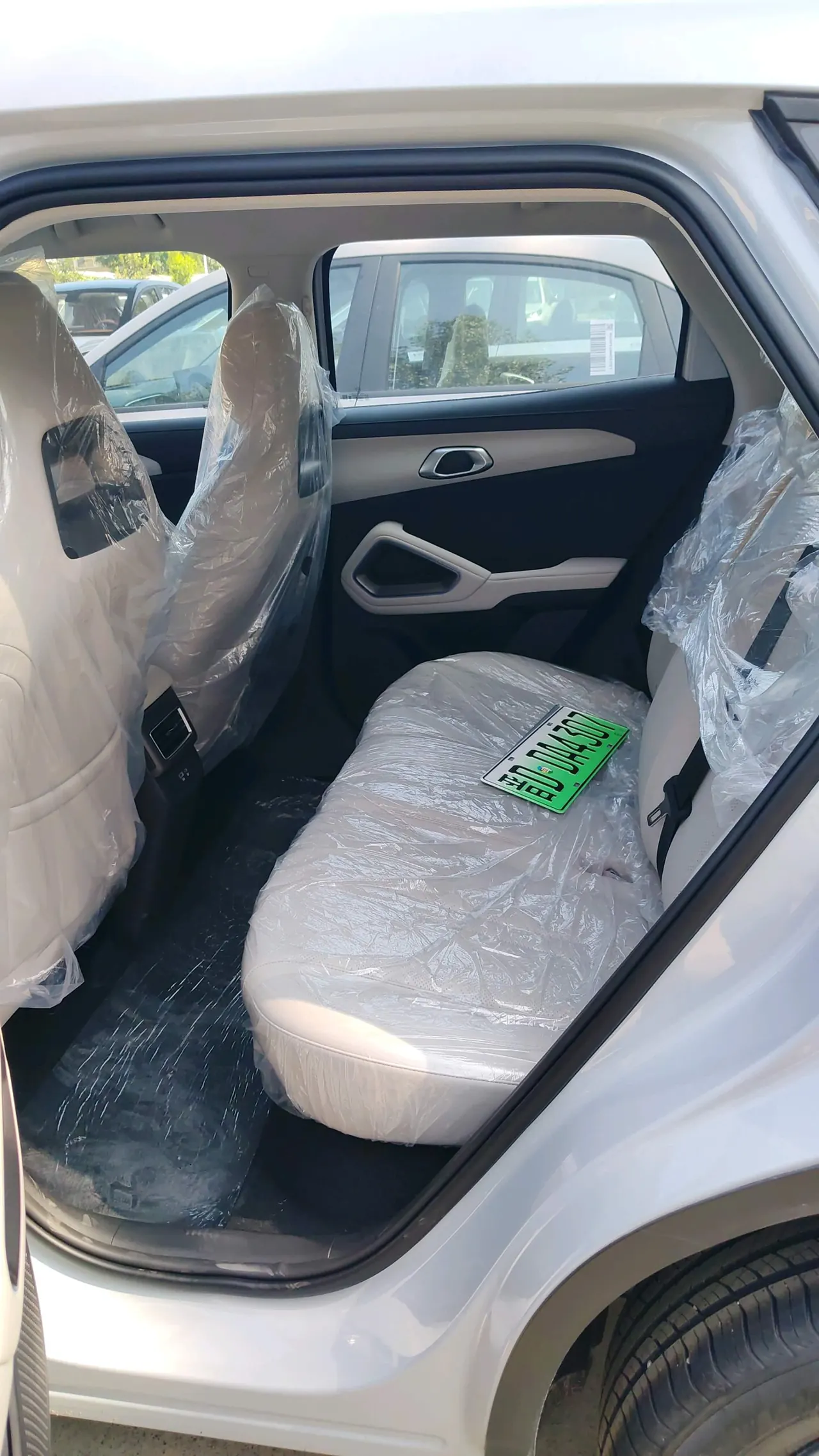 BYD 2025 Yuan UP 301KM Pilot Automatic Gear 5