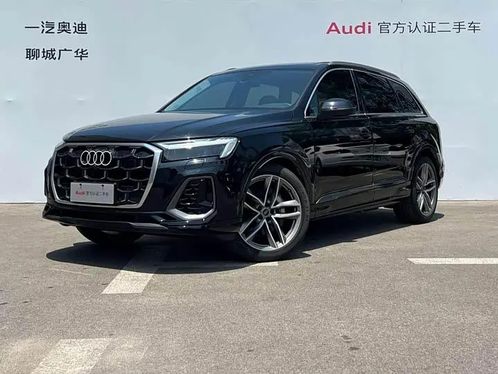 Open image lightbox: Audi Q7 2025 55 TFSI quattro S line Sport