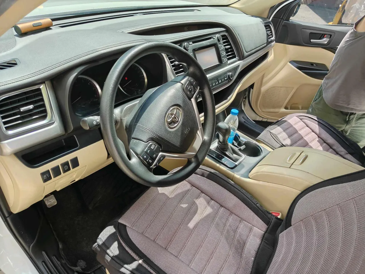 Toyota 2021 Highlander 2.0T 4-wheel drive Elite Edition 7-seat automatic gear 4