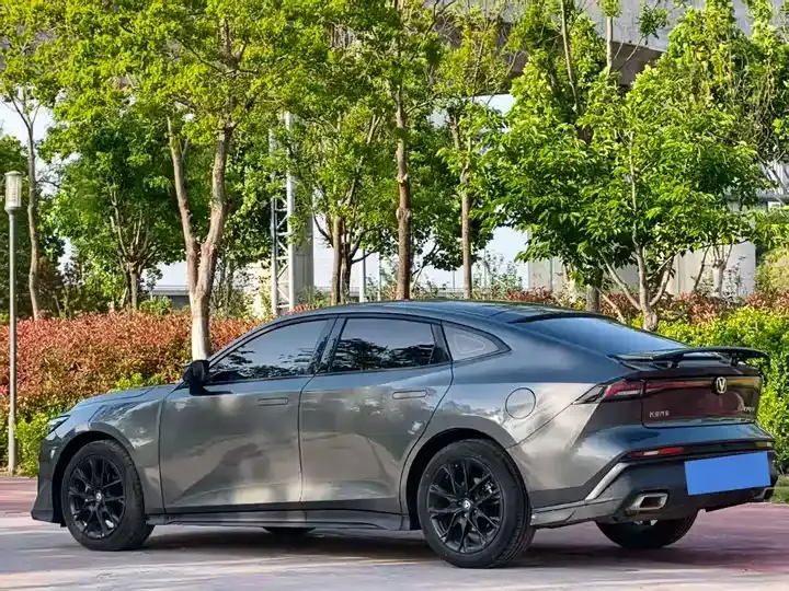ChangAn UNI-V 2025 1.5T 500Bar model 7
