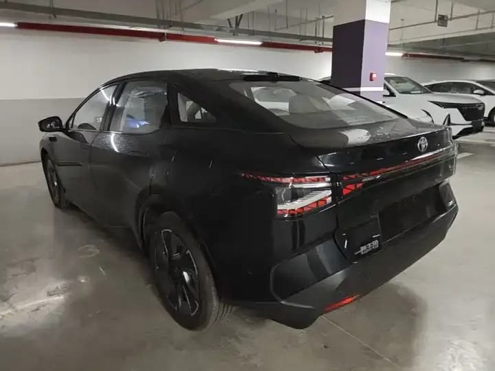Toyota bZ3 2024 616km Long Endurance Premium 5
