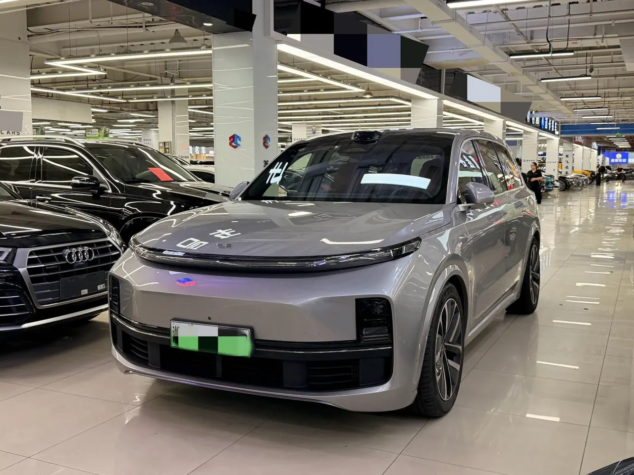 Li 2022 L9 1.5T Max Edition Automatic Gear - View 1