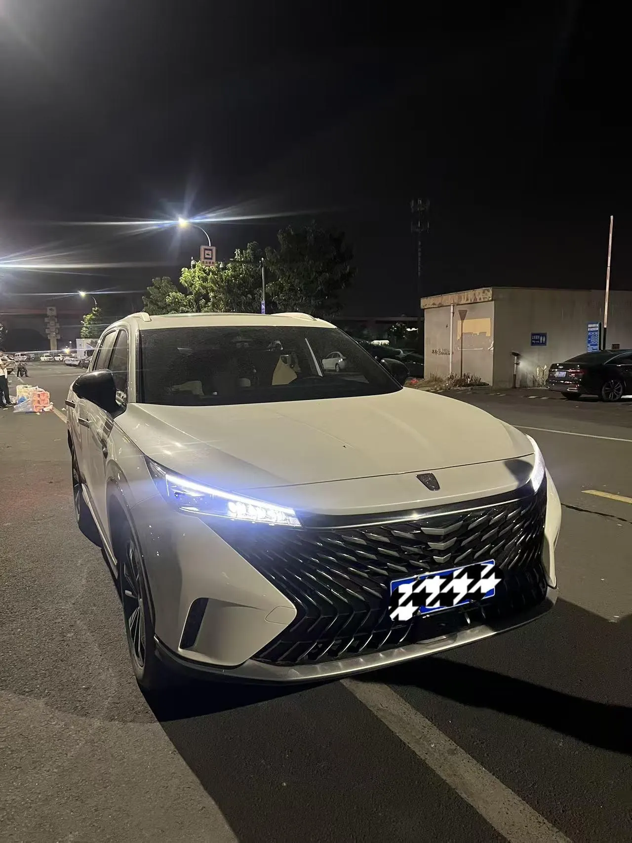 Roewe 2023 RX5 1.5TGI 330TGI Super Ultimate Automatic Gear 2