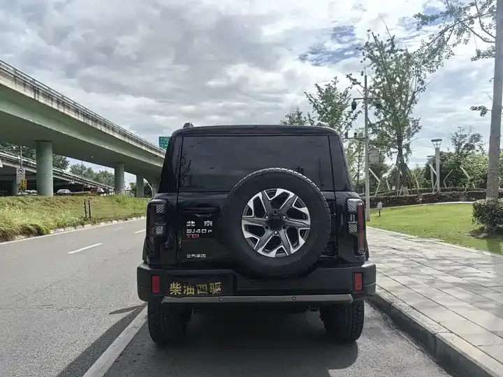 Beijing Off-Road BJ40 2026 2.0D Explorer Diesel Edition 5