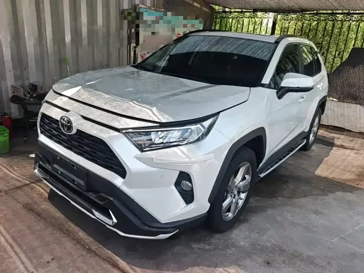 RAV4 Rongfeng 2022 2.0L CVT Two-Drive Fashion Edition 2