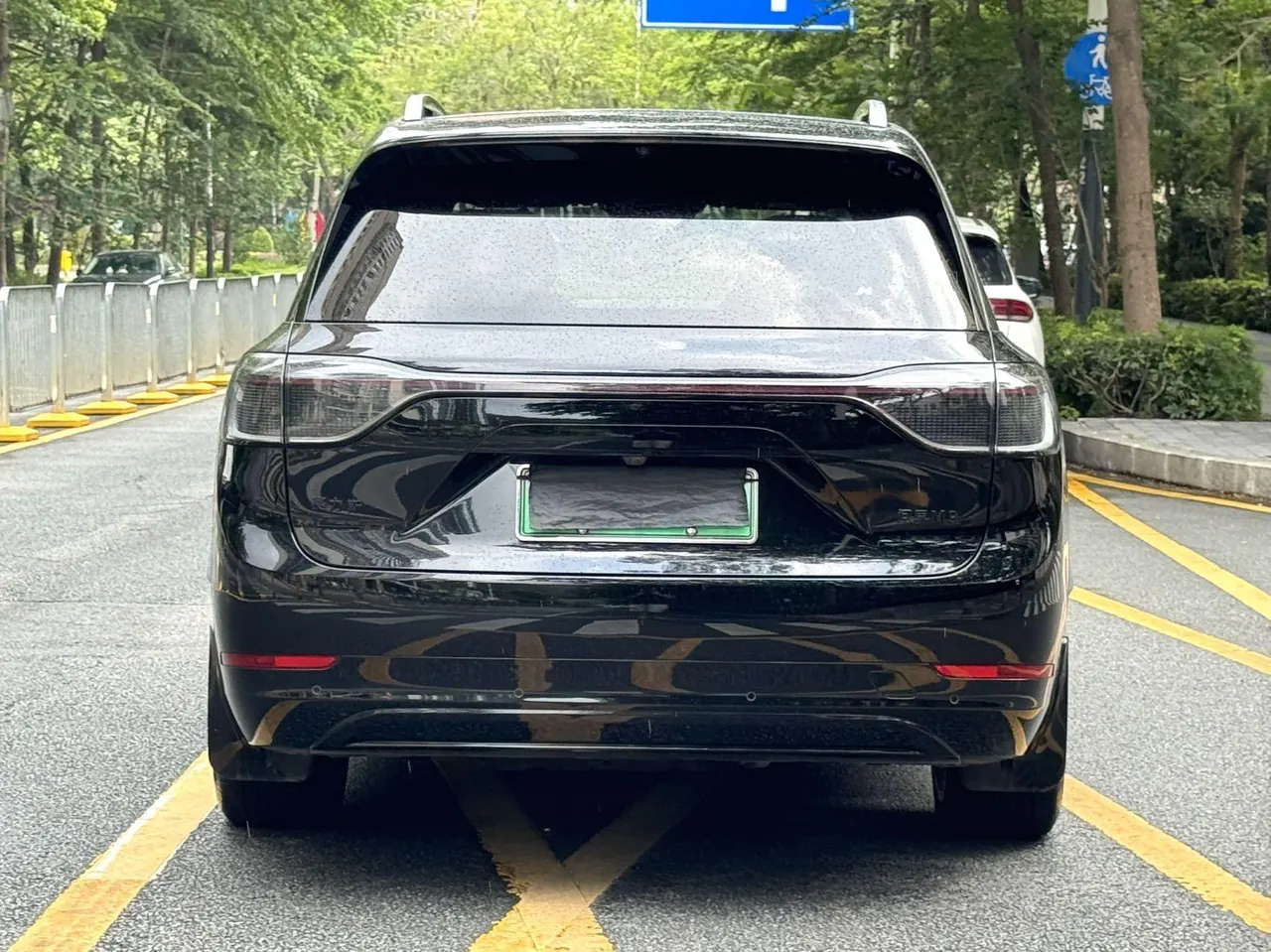 AITO 2024 AITO M9 extended range Ultra 42kWh automatic gear 5