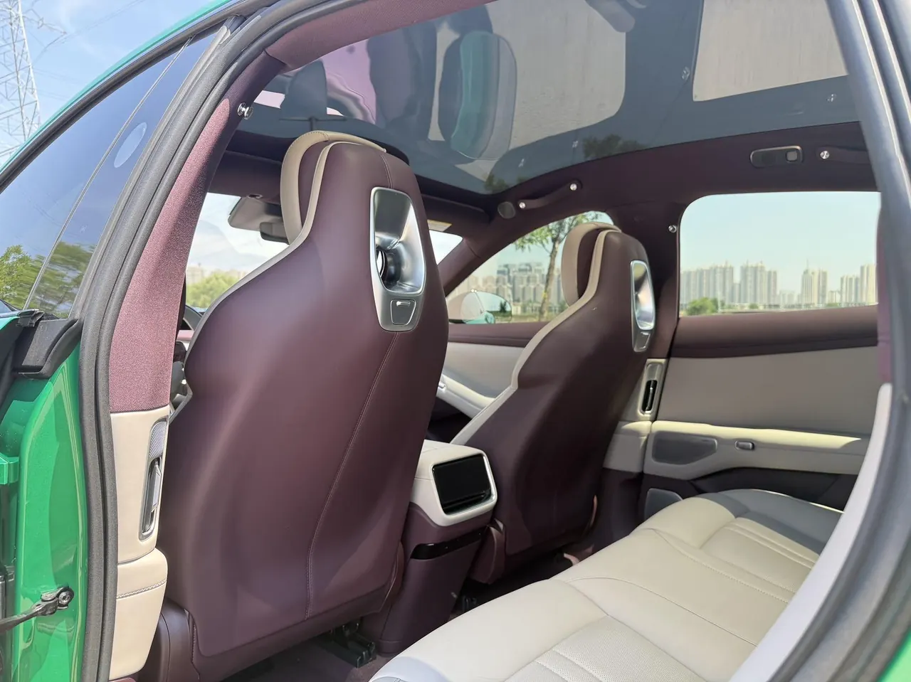 MI 2025 YU7 Long Endurance Four-wheel Drive Pro Edition Automatic Gear 6