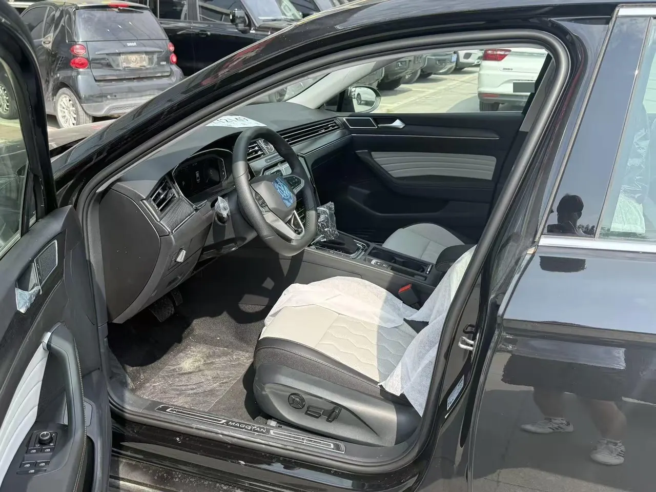 Volkswagen 2026 Magotan 2.0TSI 380TSI 30 million selected luxury automatic gear 3