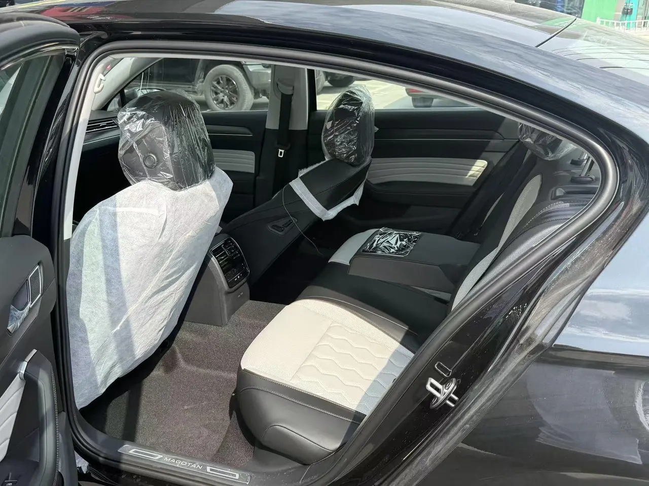 Volkswagen 2026 Magotan 2.0TSI 380TSI 30 million selected luxury automatic gear 4