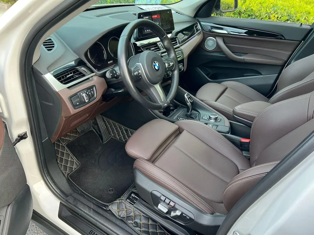 BMW 2022 X1 sDrive25Li 2.0T Leading Automatic Gear 4