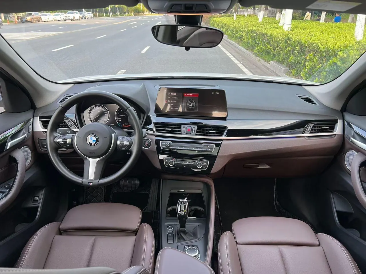 BMW 2022 X1 sDrive25Li 2.0T Leading Automatic Gear 5