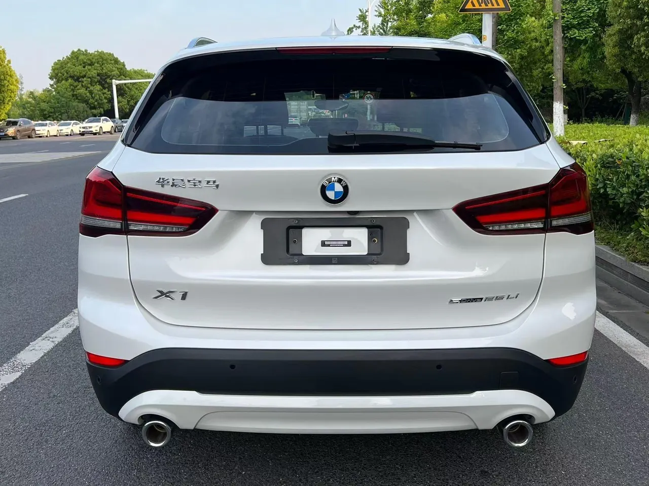 BMW 2022 X1 sDrive25Li 2.0T Leading Automatic Gear 9